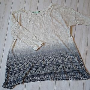 Maurice's shirt size small